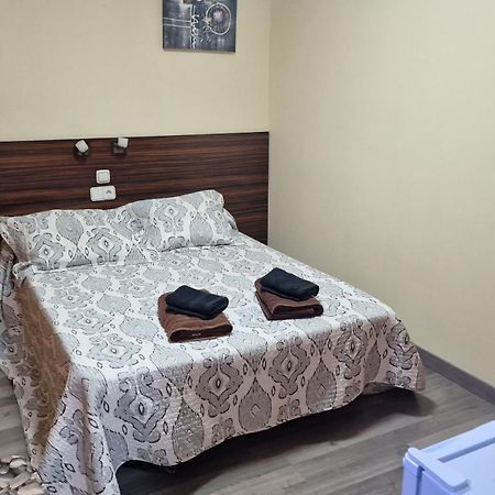 Hostal Escarla Aren 外观 照片