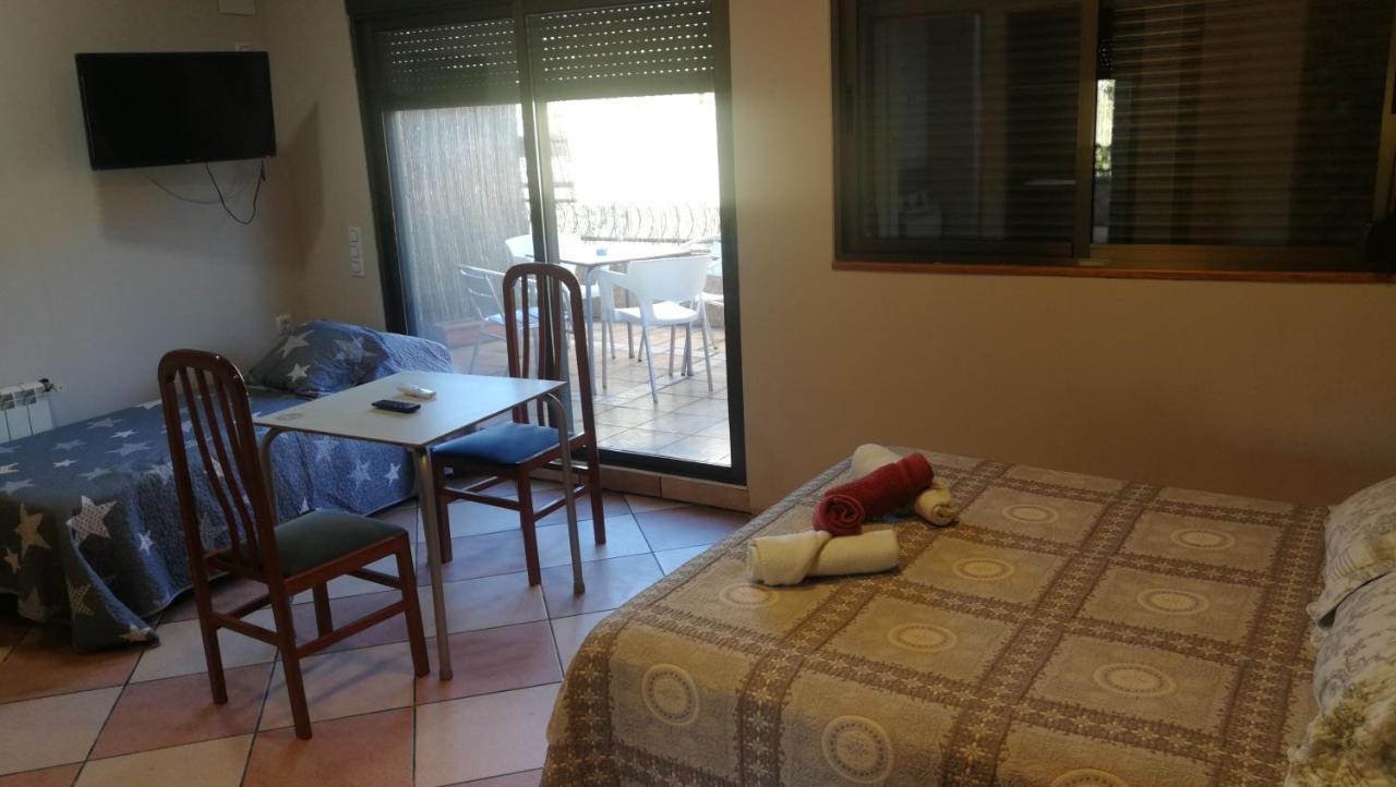 Hostal Escarla Aren 外观 照片