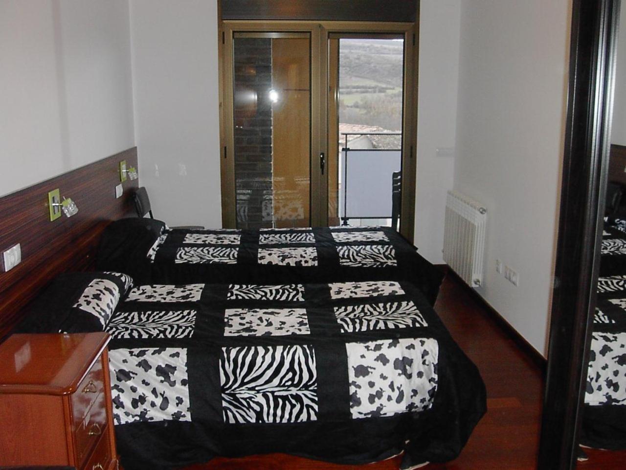 Hostal Escarla Aren 外观 照片