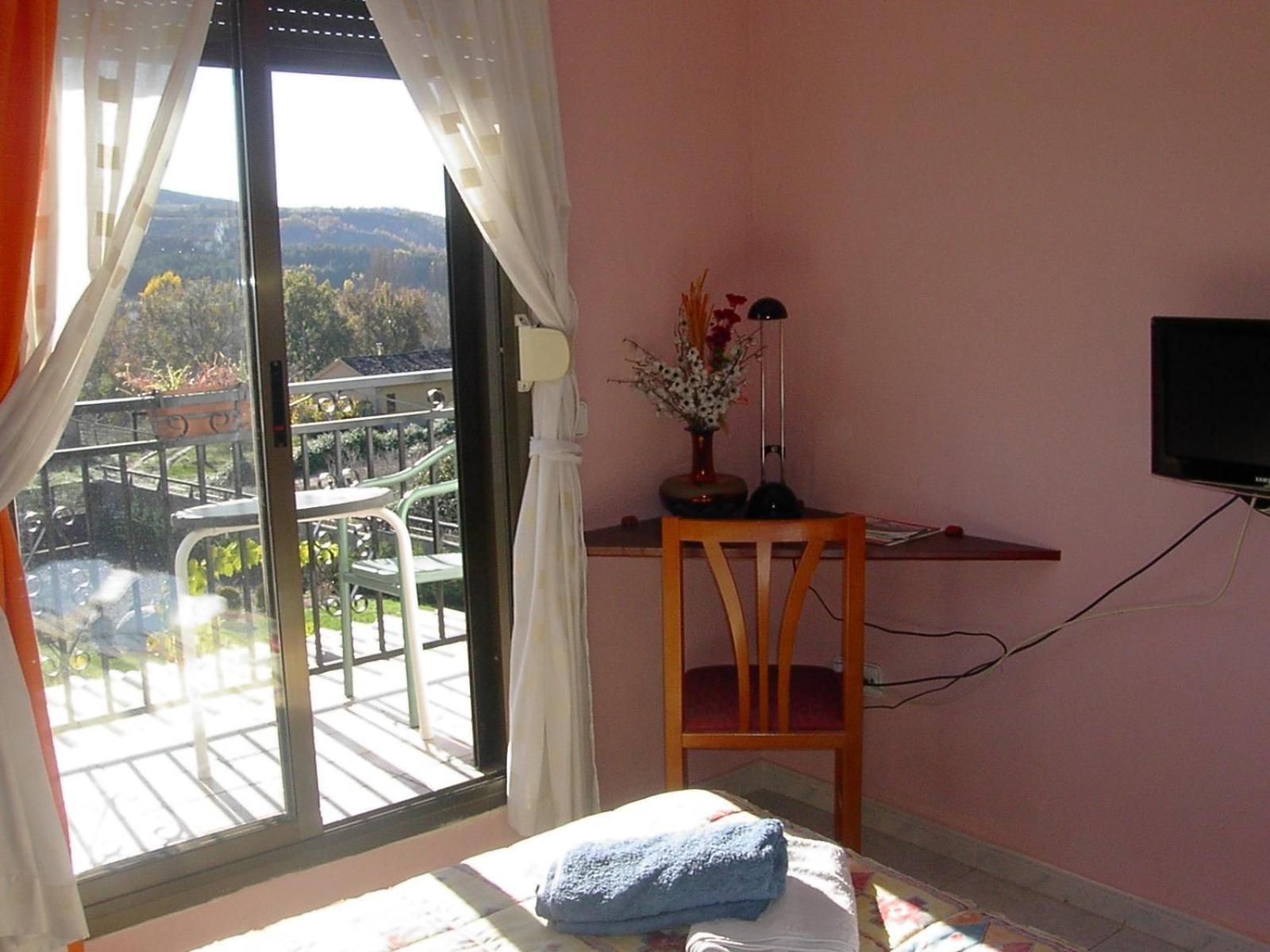 Hostal Escarla Aren 外观 照片