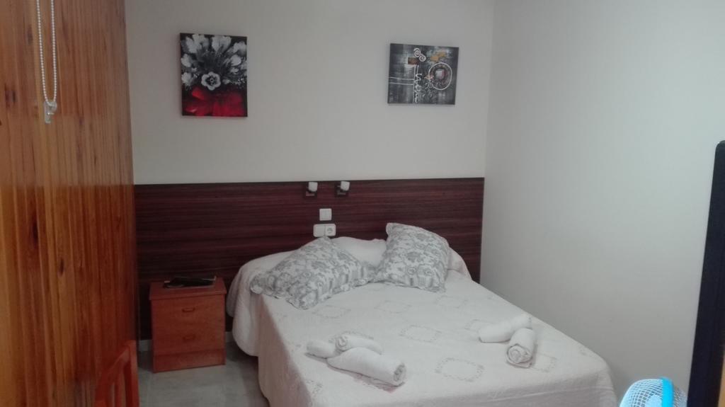 Hostal Escarla Aren 外观 照片