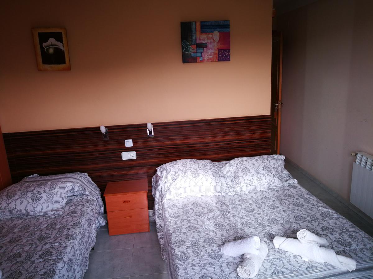 Hostal Escarla Aren 外观 照片