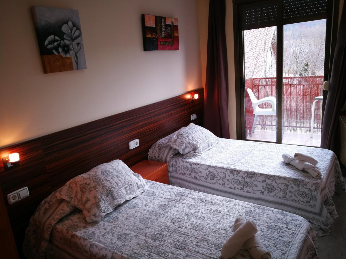 Hostal Escarla Aren 外观 照片