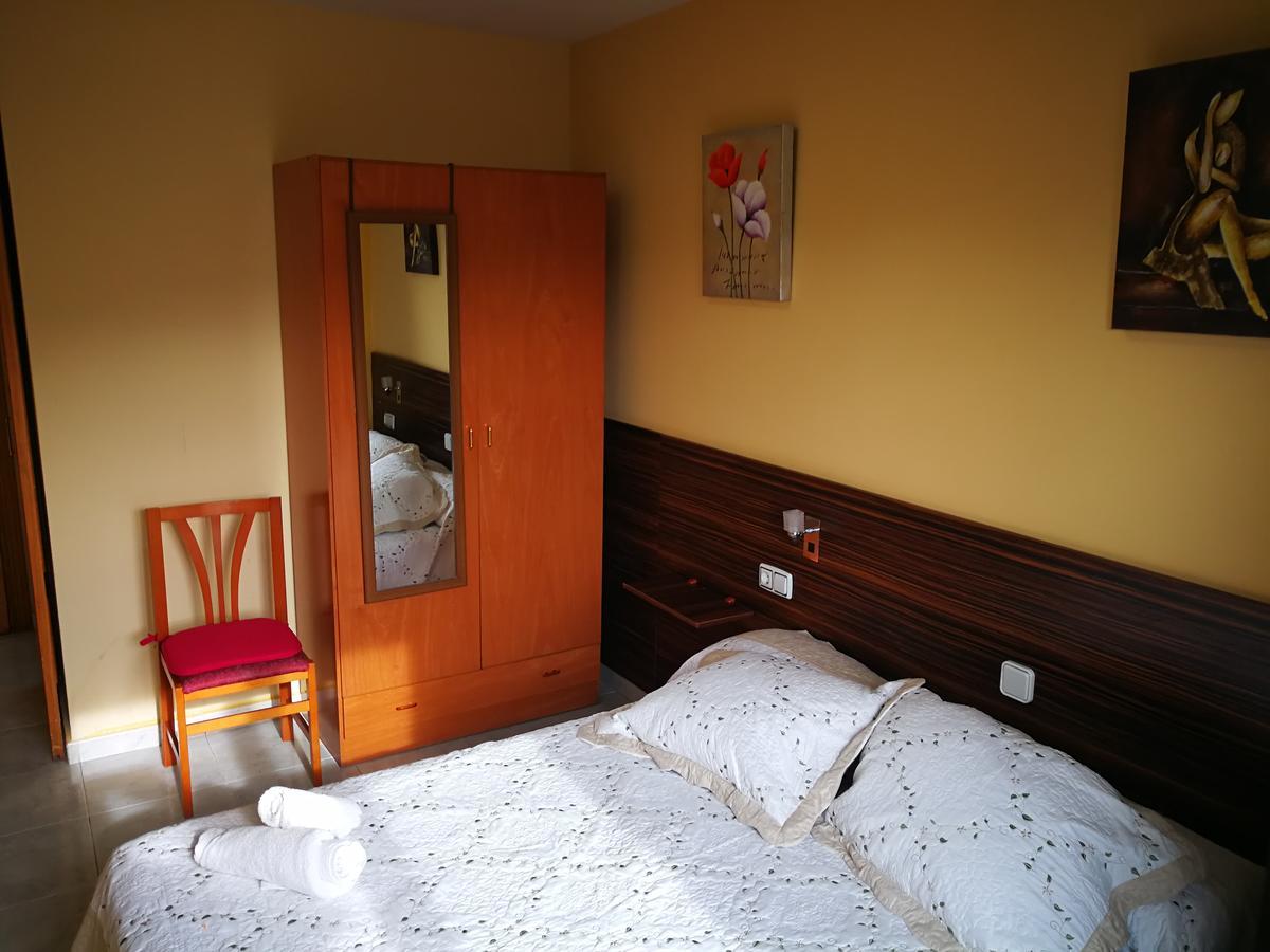 Hostal Escarla Aren 外观 照片