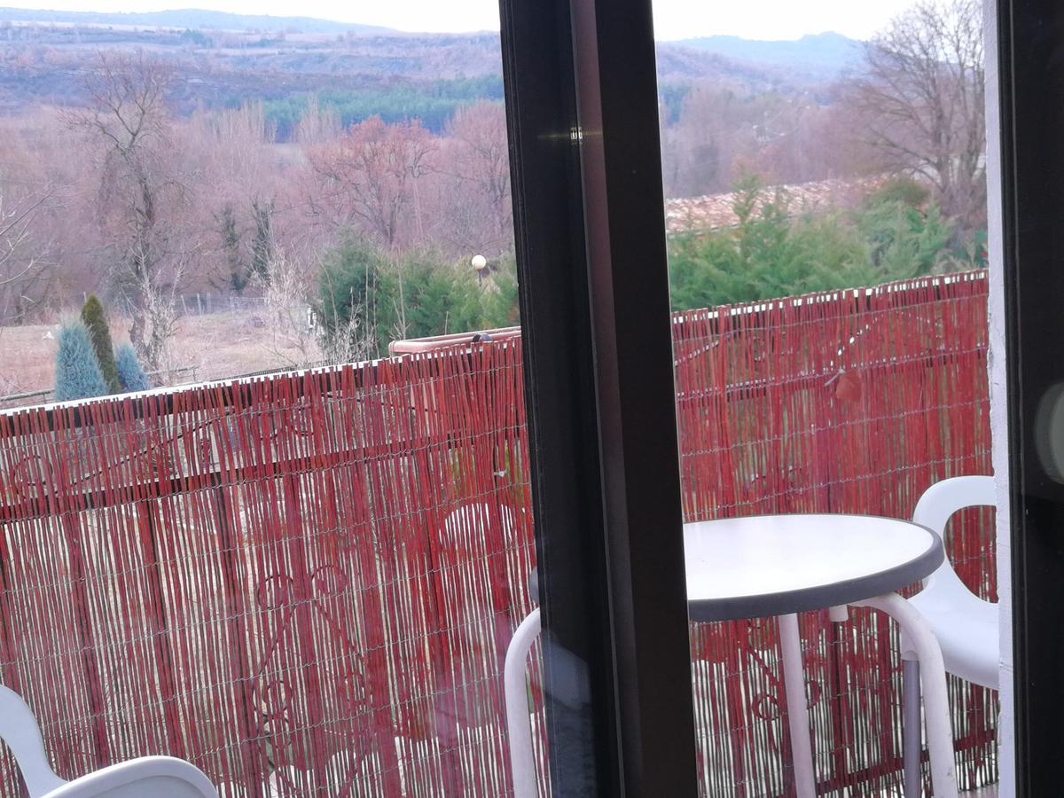 Hostal Escarla Aren 外观 照片