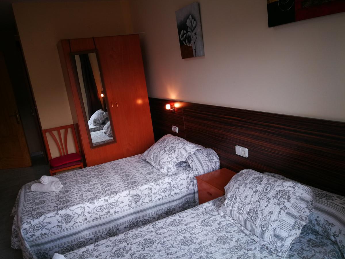 Hostal Escarla Aren 外观 照片