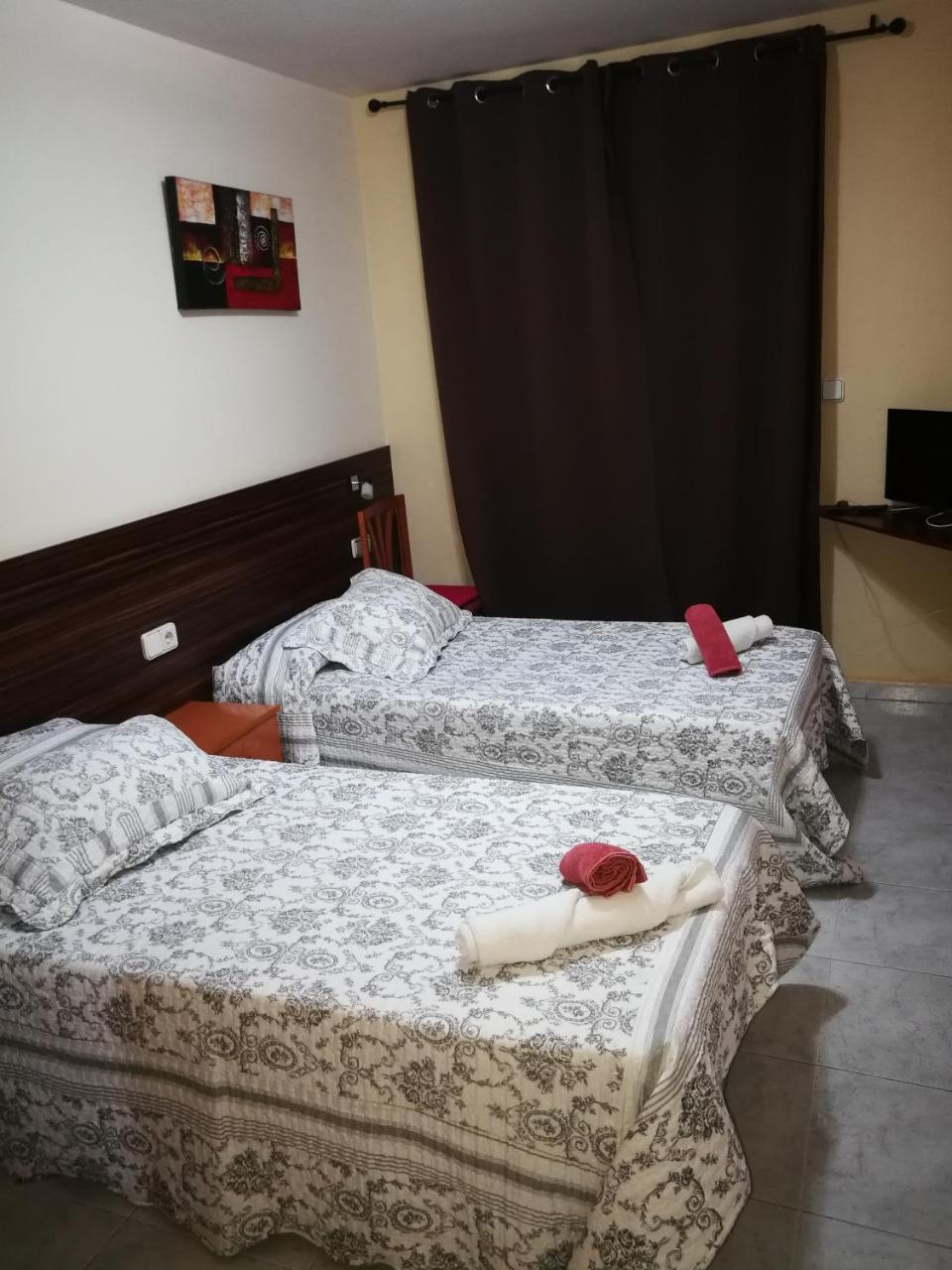 Hostal Escarla Aren 外观 照片